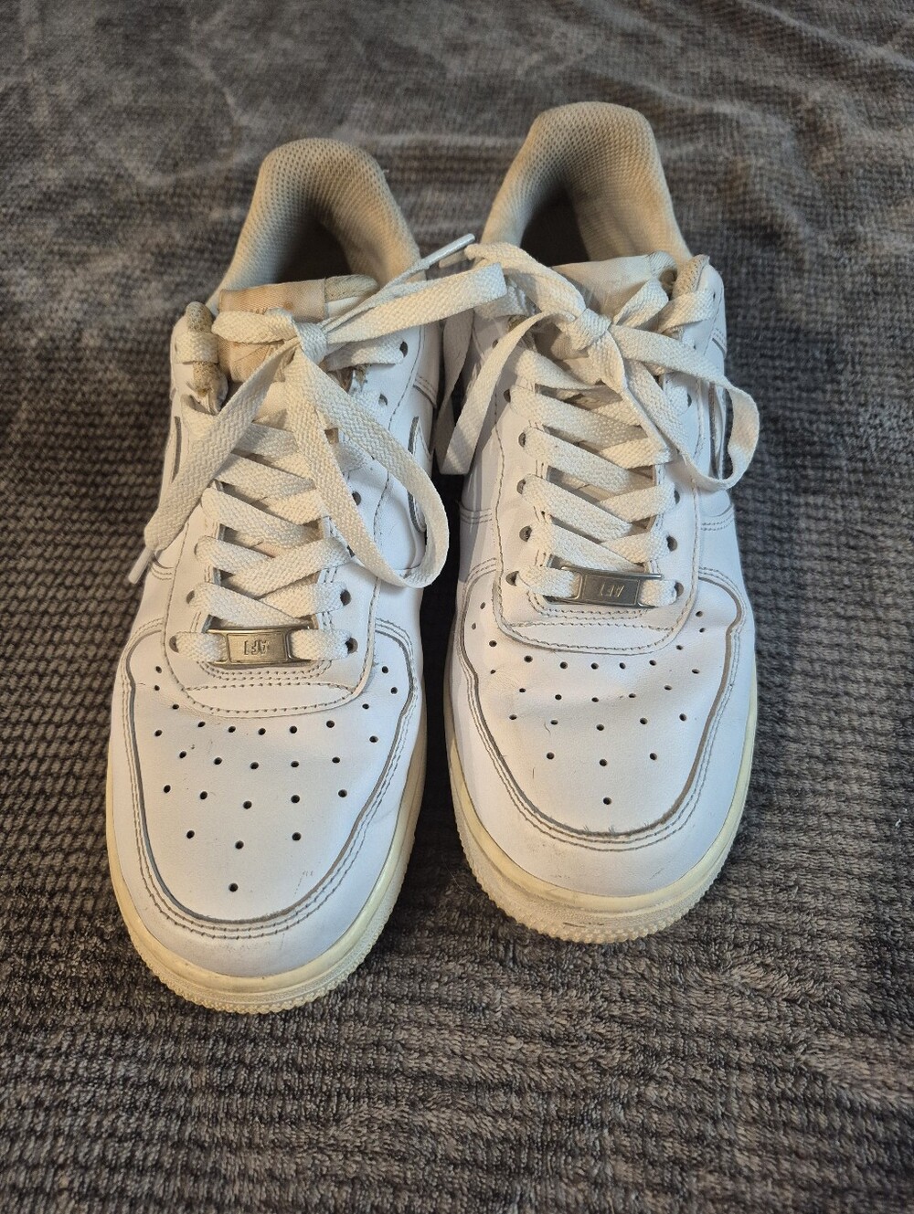Nike Air Force 1 Womens White White Sneakers DD8959-100 8.5 Low.